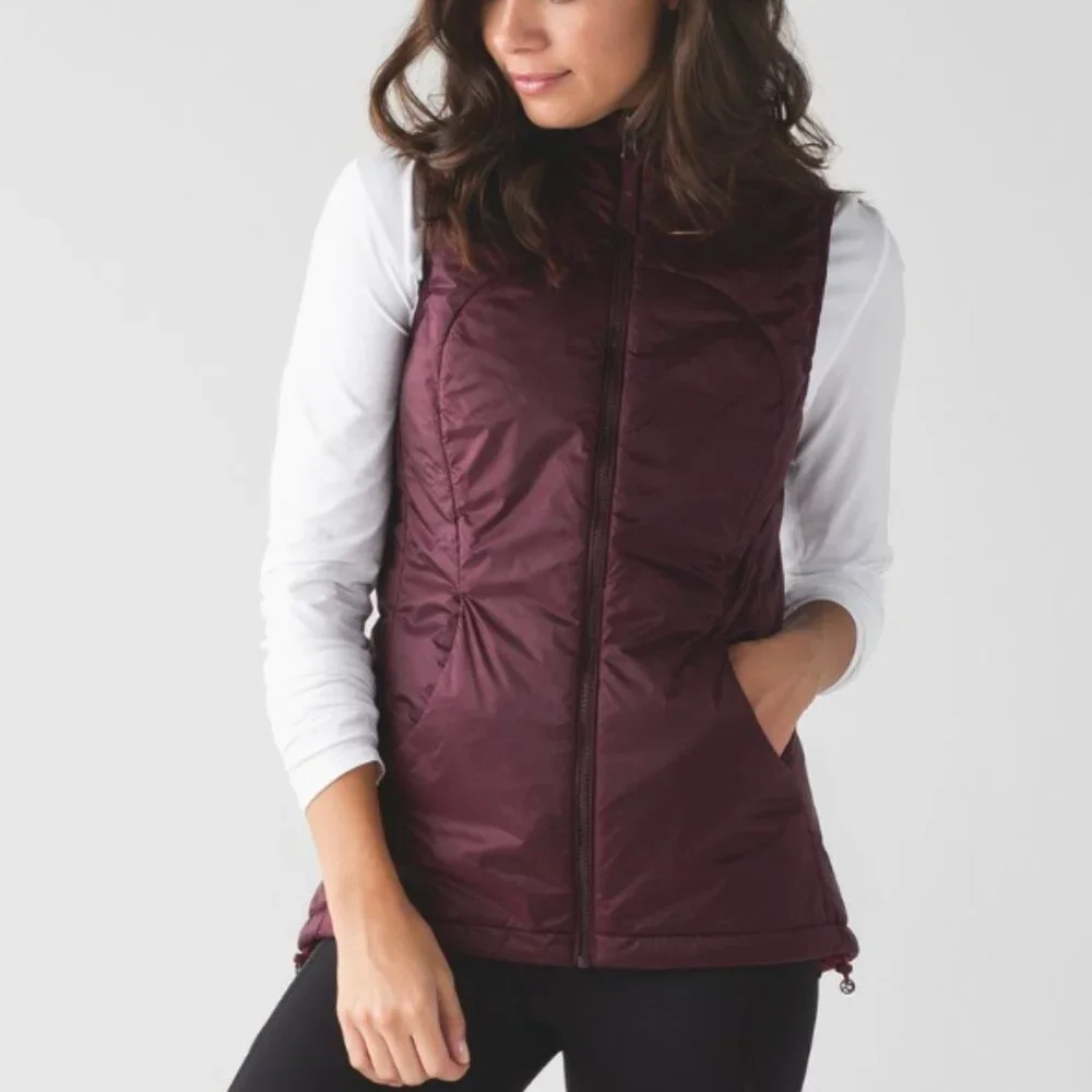 Lululemon Layer Up Reversible Insulated Vest in Bordeaux and Red | Size 4 - Picture 2 of 16
